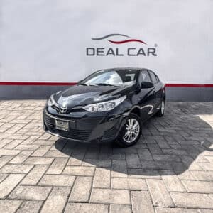 Toyota Yaris Core TA 2018 Color Negro