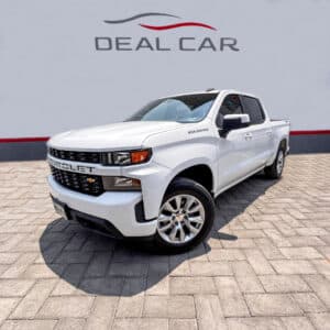 Chevrolet Silverado Cheyenne 1500 4.3L V6 4x4 2021 Color Blanco